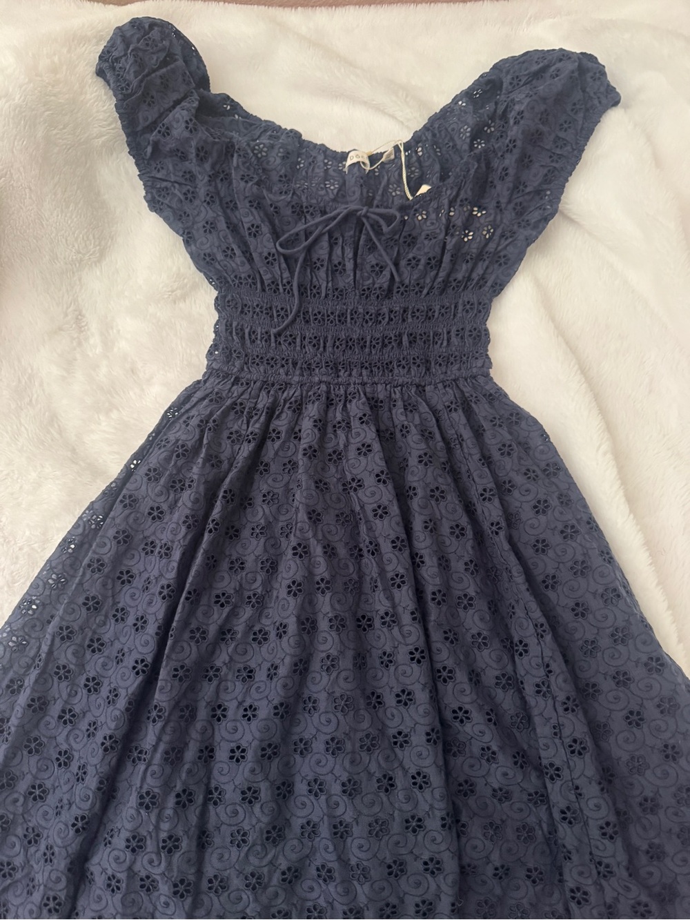 Dôen Quinn Dress - Adriatic Eyelet / navy blue/ xxs/ NWT - Picture 3 of 11